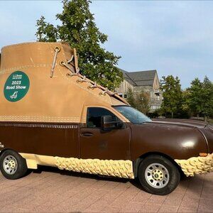 Meet your Posher, Kenny